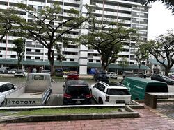 Hougang Avenue 1 (D19), Shop House #513637111